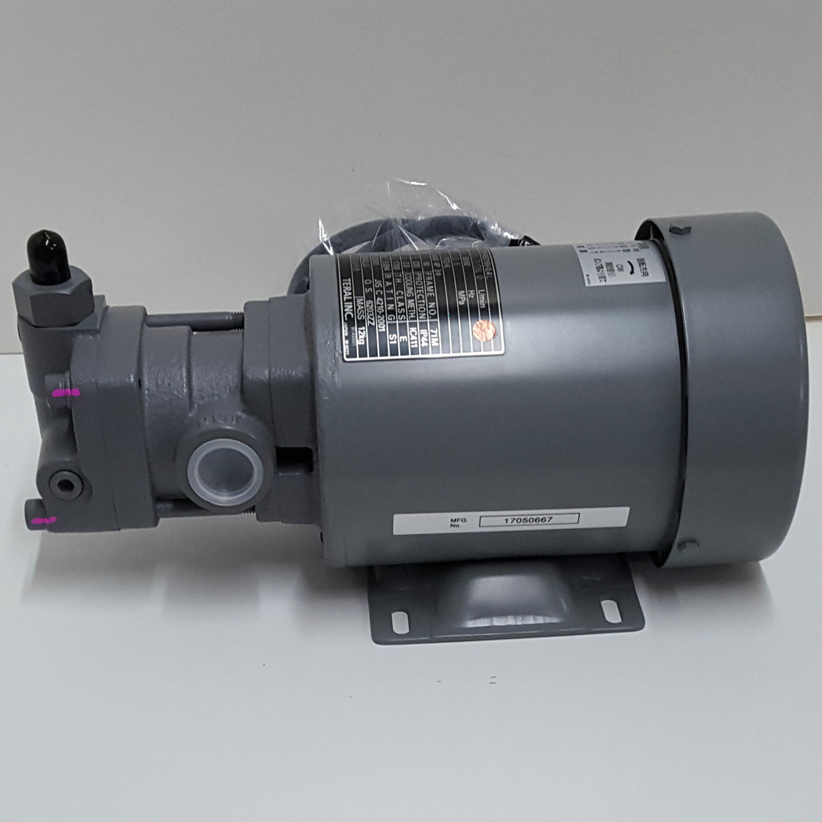 SBAKZ-010 Daikin Pump and Motor Assembly — Pollard CNC Spares Ltd