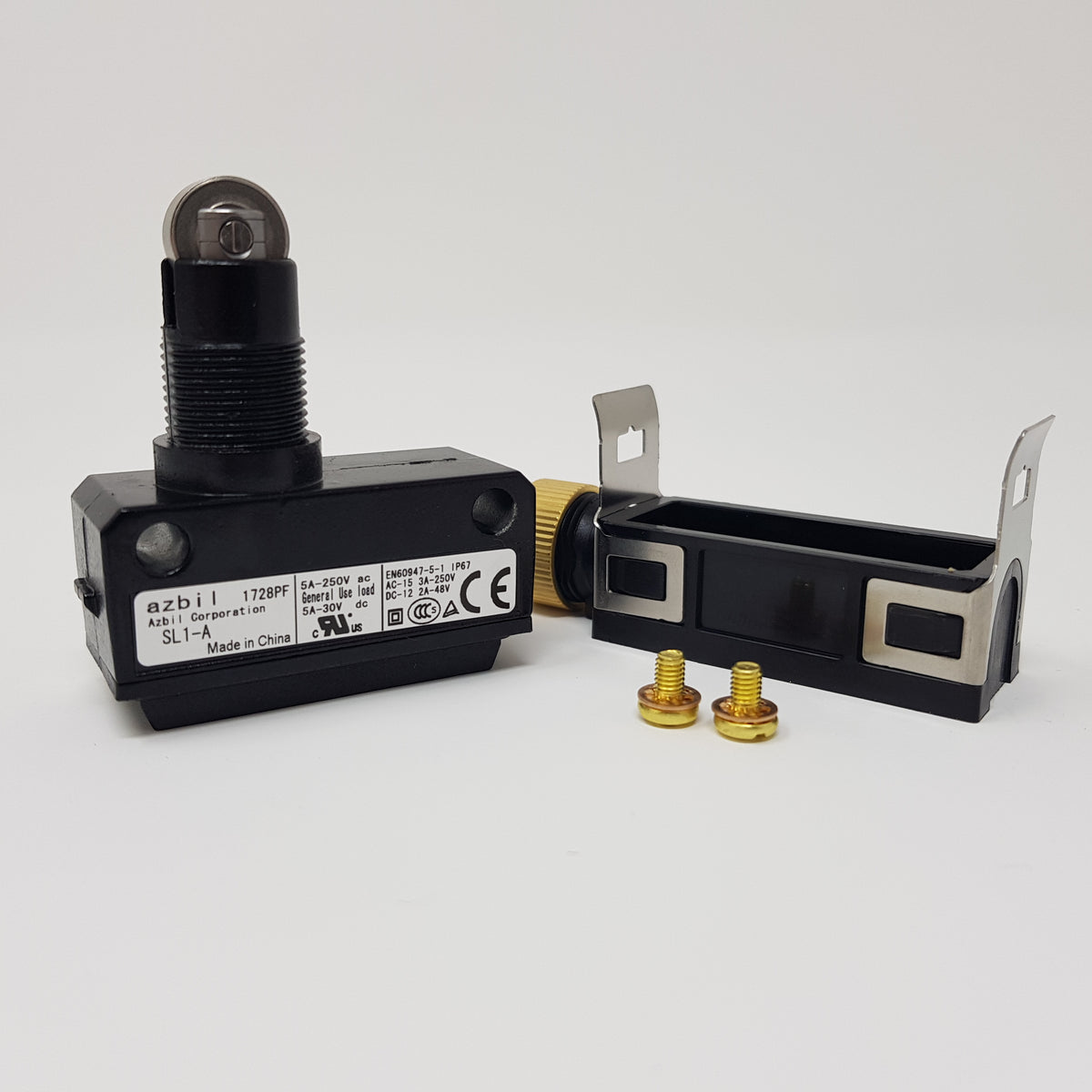 SL1-A Azbil Yamatake Roller Plunger Limit Switch — Pollard CNC 